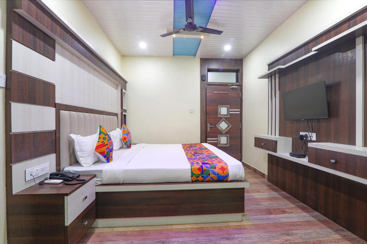 Fabhotel Saumendra Βαρανάσι Εξωτερικό φωτογραφία