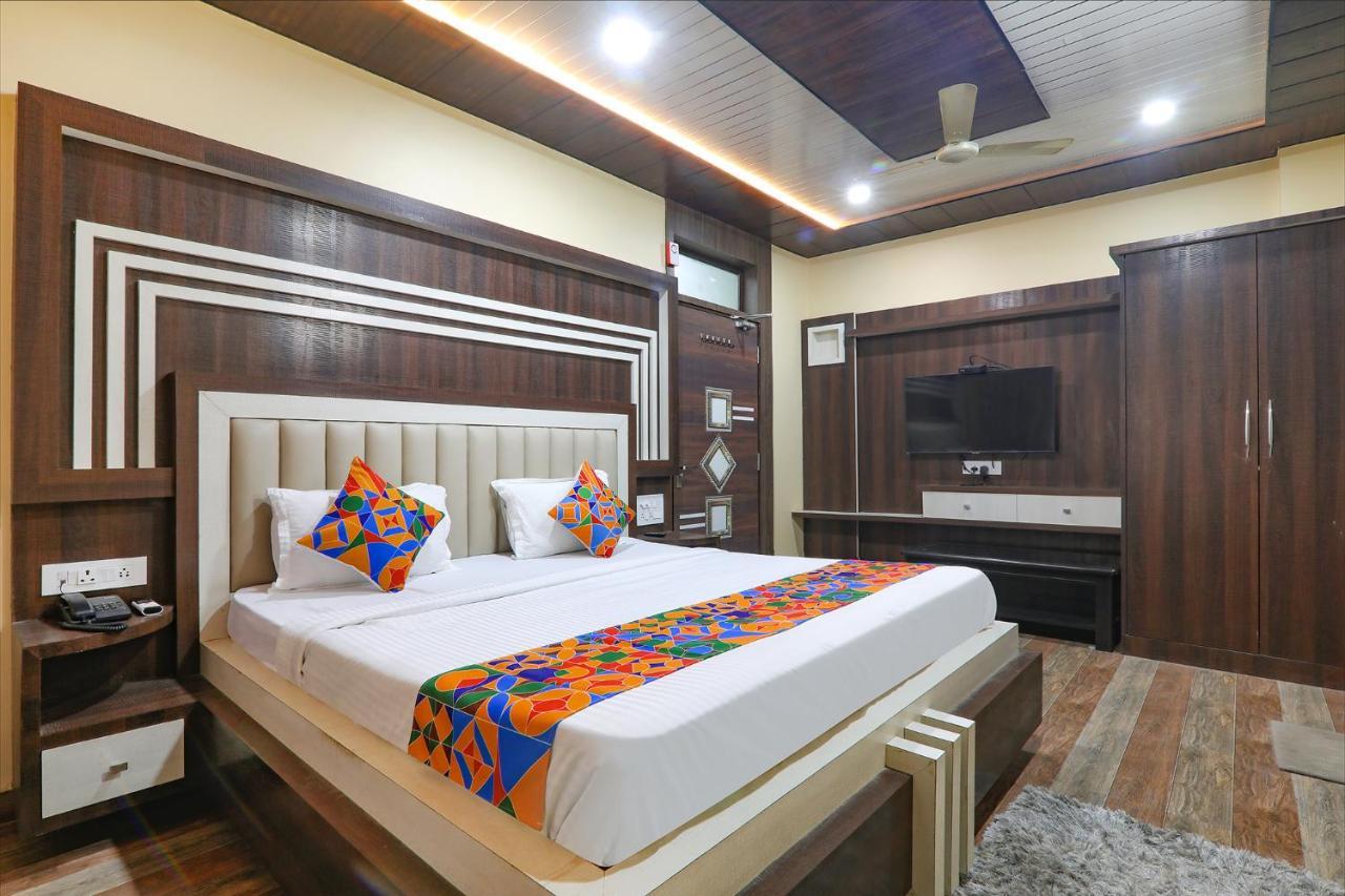 Fabhotel Saumendra Βαρανάσι Εξωτερικό φωτογραφία